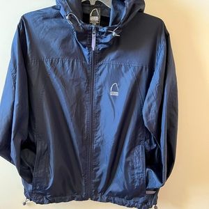 New Men raining jacket, light & comfortable. Dark blue